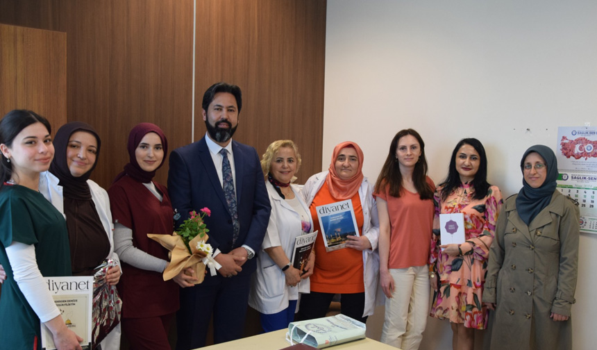 Müftülükten “Ebeler Haftası” ziyareti – Diyanet Haber