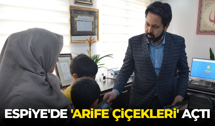 Espiye’de ‘Arife Çiçekleri’ açtı – Diyanet Haber