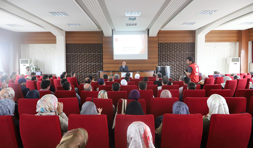 Sakarya’da Gençlik Hizmetleri Eğitim Semineri yapıldı
