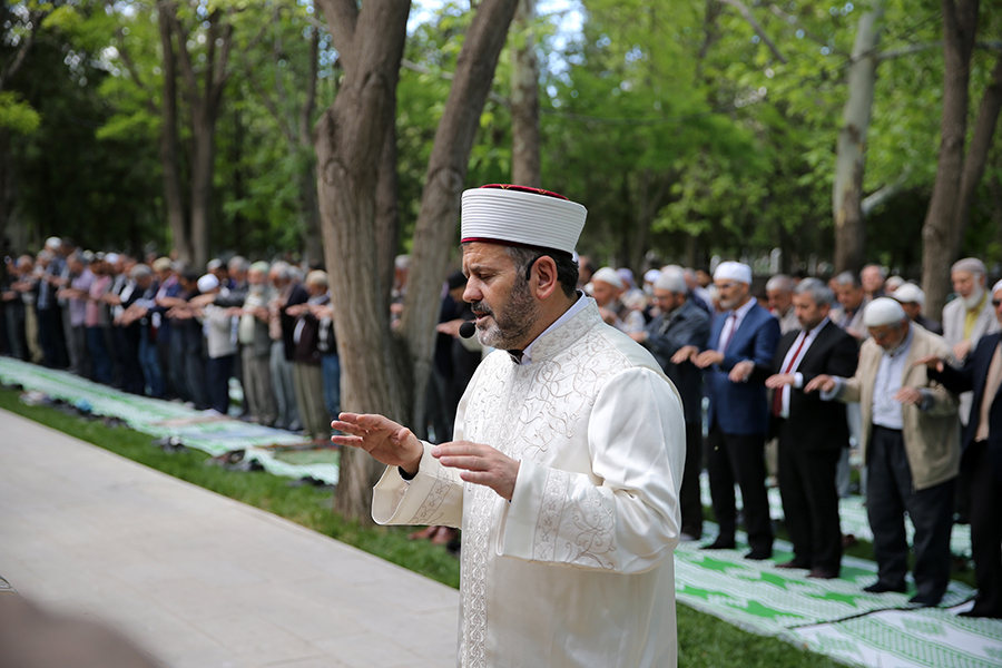 Konya’daki tarihi namazgahta yağmur ve şükür duası yapıldı