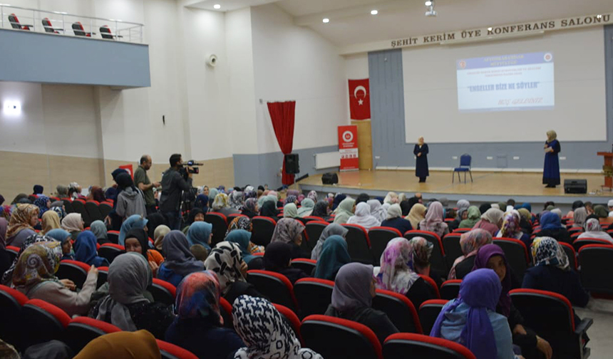 Afyonkarahisar’da engelli forumu düzenlendi – Diyanet Haber