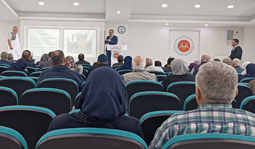 Akşehir’de “Hac Eğitim Semineri” düzenlendi