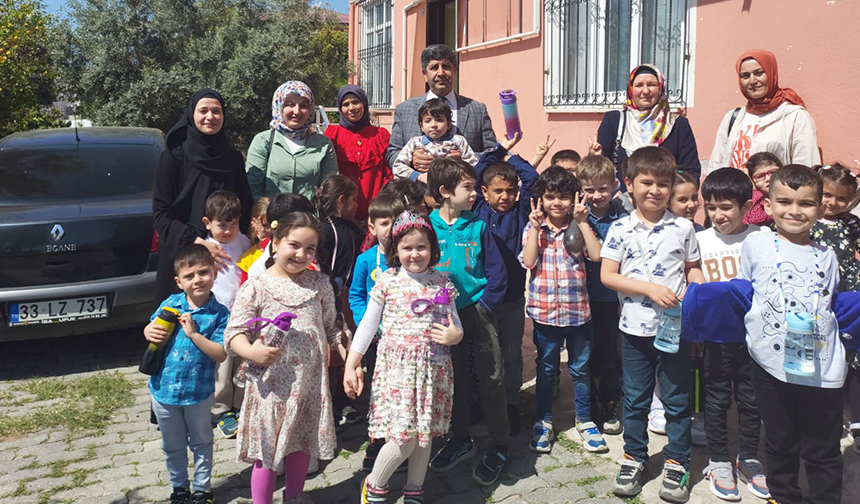 Miniklerden Müftülüğe anlamlı bağış – Diyanet Haber