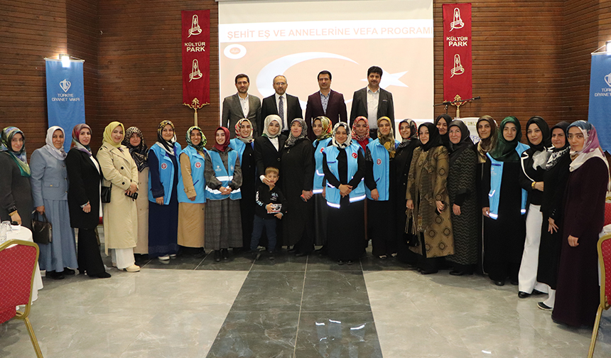 Müftülükten annelere vefa – Diyanet Haber