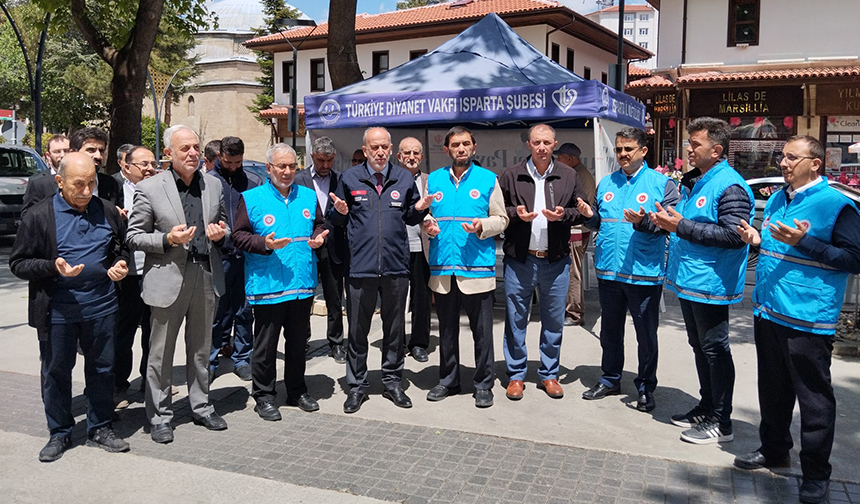 Isparta’da TDV kurban bağış standı açıldı