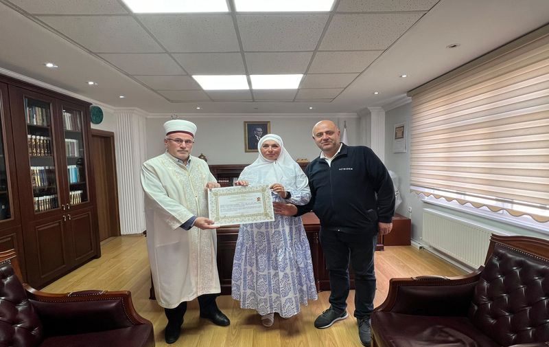 Ukrayna vatandaşı Olga Müslüman oldu