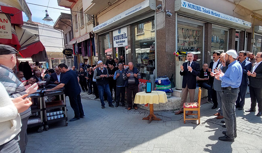 Kastamonu’da esnaf, her Cuma duayla işe başlıyor