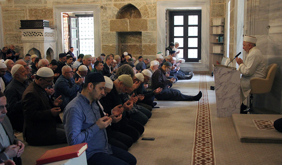 Kocaeli’de 15 Temmuz şehitleri için “253 hatim” programı düzenlendi