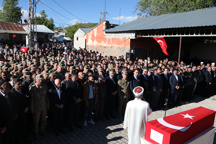 Şehit Piyade Sözleşmeli Onbaşı Recep Kabala, Erzurum’da son yolculuğuna uğurlandı