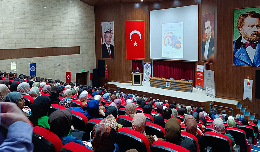 Tekirdağ’da “Bir Hayat Rehberi Kur’an Konferansı” düzenlendi