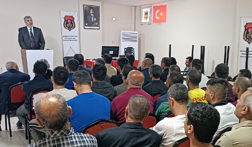 Mahkumlara bağımlılık semineri verildi – Diyanet Haber