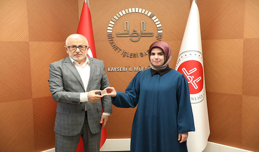 Kayseri’de Kadın Din Görevlileri Arası Hafızlık Bölge Finali Ödül Töreni yapıldı