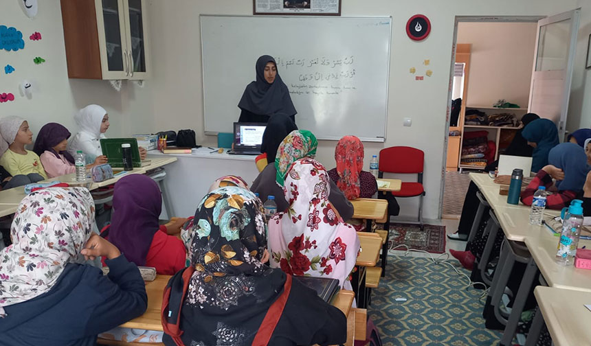 Yaz Kur’an Kurslarında “Din İstismarı İle Mücadele” seminerleri