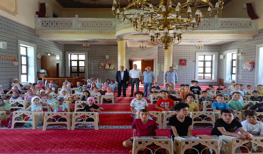 Kaymakamdan Yaz Kur’an Kurslarına ziyaret