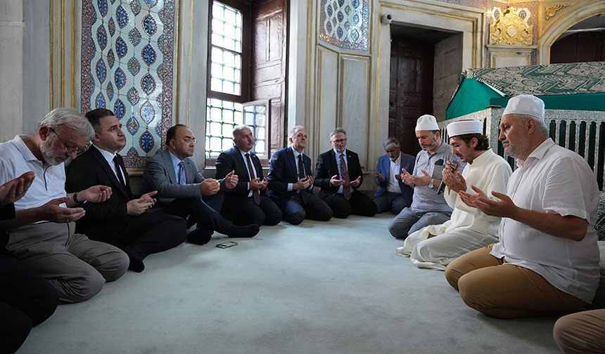 Sultan 3. Selim ve 3. Mustafa Türbesi’nin açılışı yapıldı