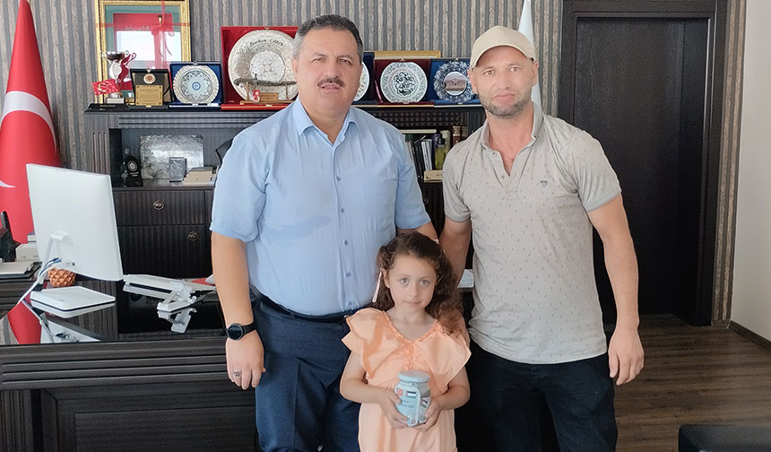 Yaz Kur’an Kursu öğrencisinden Filistin bağışı
