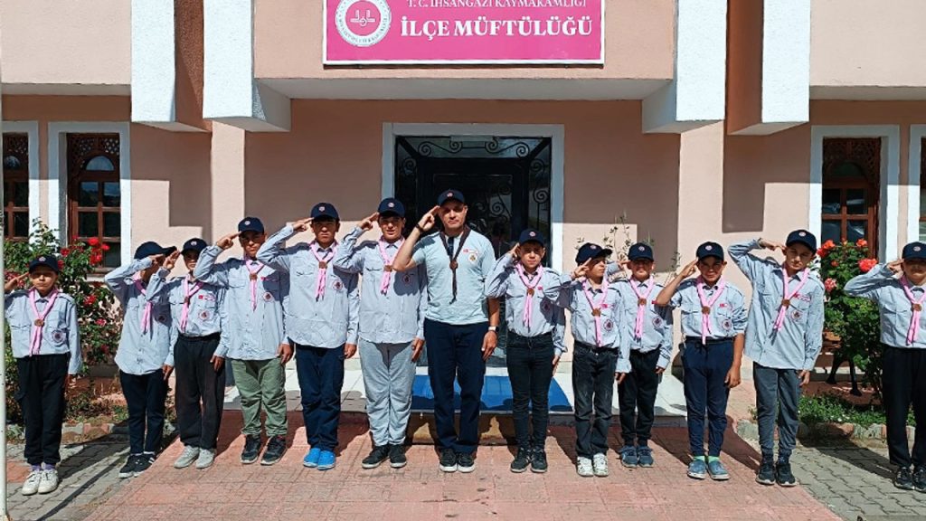 İhsangazi’de Diyanet izcilik faaliyetleri başladı