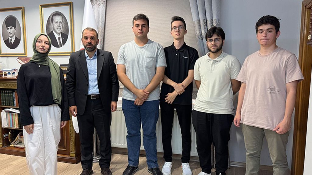 Rize hafızlarından YKS’de büyük başarı
