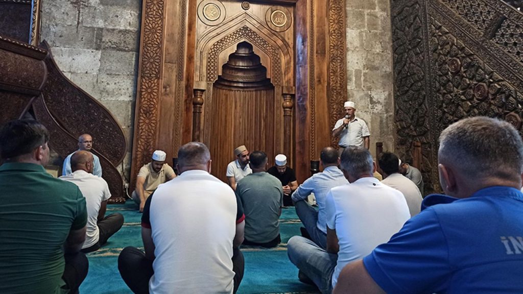 Aksaray’da hükümlüler Mevlid-i Nebi gezisinde