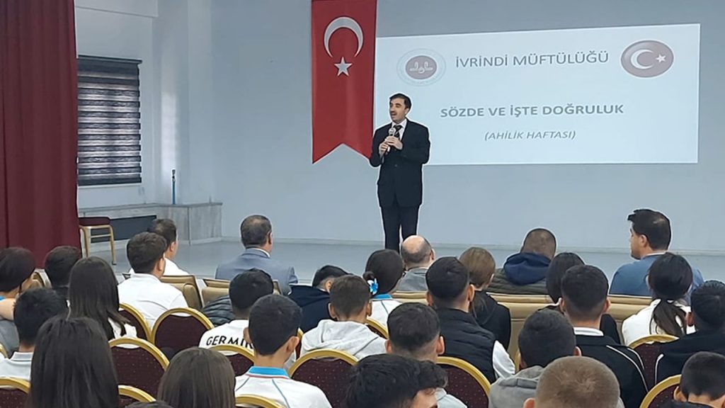 İvrindi’de öğrencilere “Ahilik Geleneği” anlatıldı