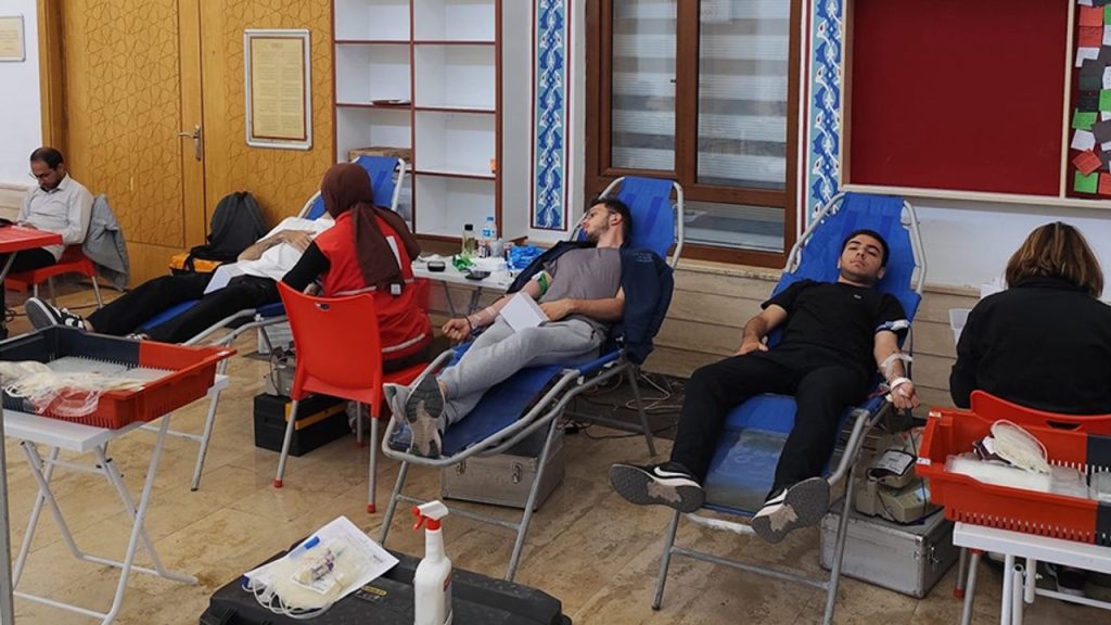 Konya Diyanet Gençlik Merkezi’nde kan bağışı kampanyası düzenlendi