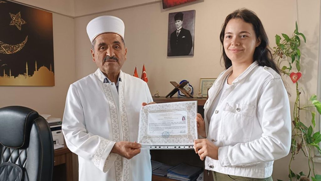 Ukraynalı genç Muğla’da Müslüman oldu