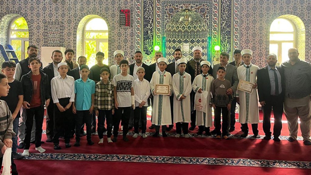 Tutak’ta hafızlar törenle icazet aldı