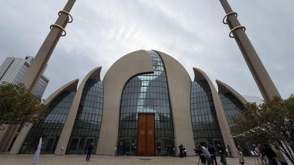 Almanya’daki camilerde ‘Açık Kapı Günü’ etkinliği düzenleniyor