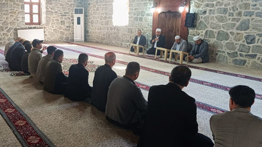 Hakkari’de cami engelli buluşması – Diyanet Haber