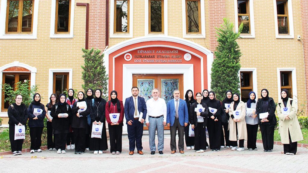 Haseki’de “Öncü Şahsiyetler Projesi” değerlendirildi