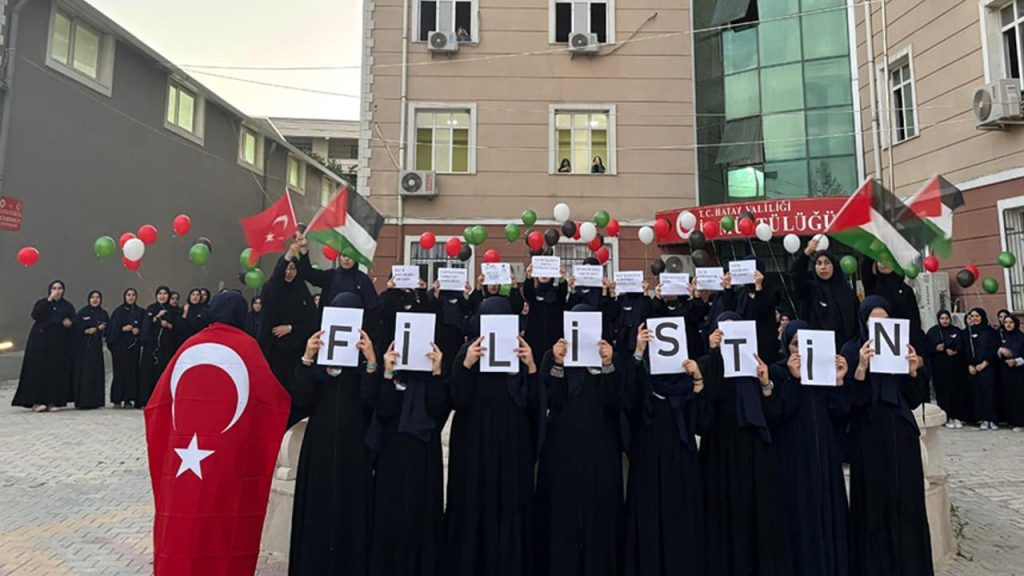 Hatay’daki Kur’an kursu öğrencilerinden Filistin duyarlılığı