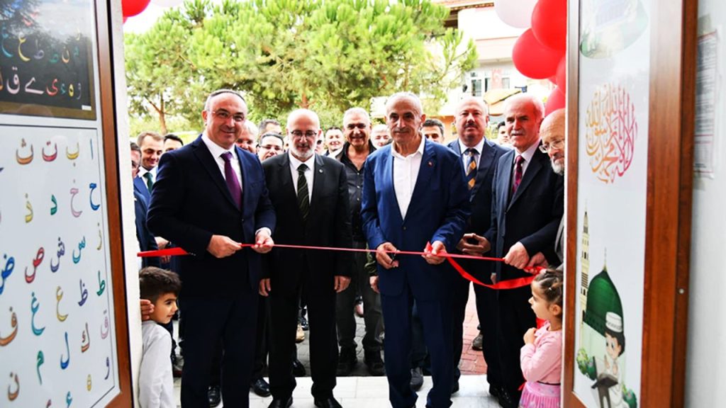 Marmaraereğlisi’nde cami ve Kur’an kursu açıldı