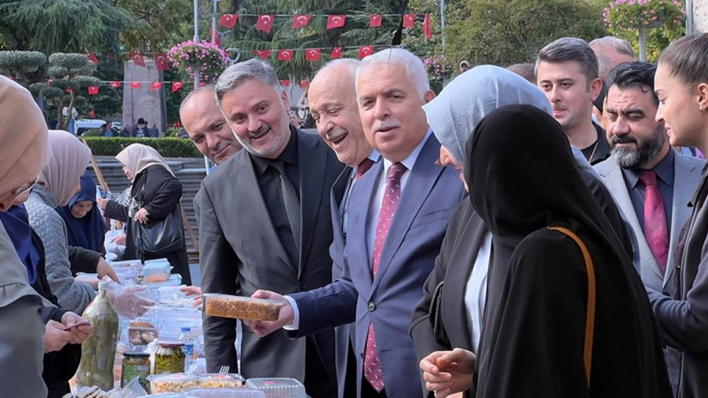 Vali Yıldırım’dan Filistin kermesine ziyaret
