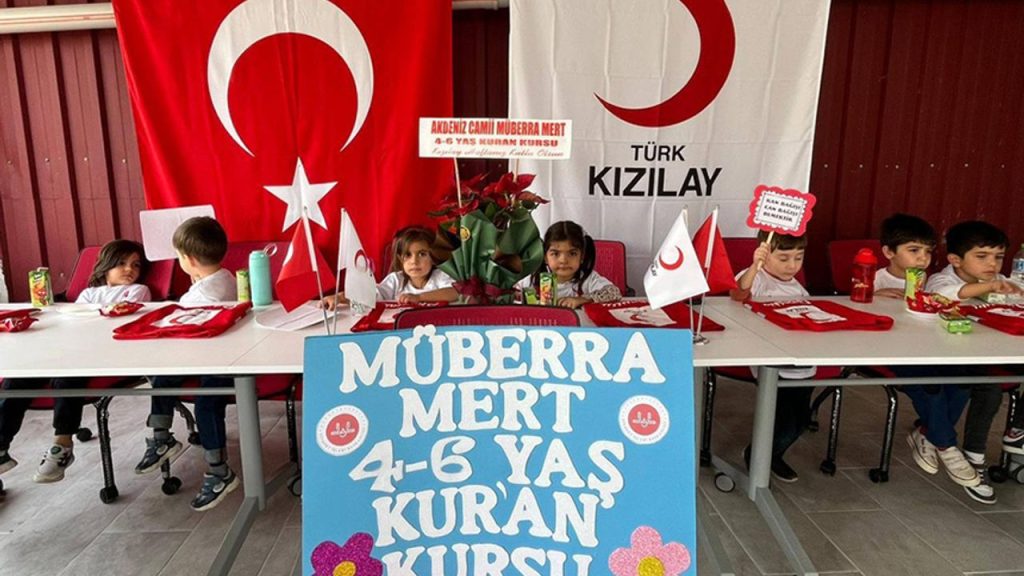 Anamurlu miniklerden Kızılay farkındalığı – Diyanet Haber