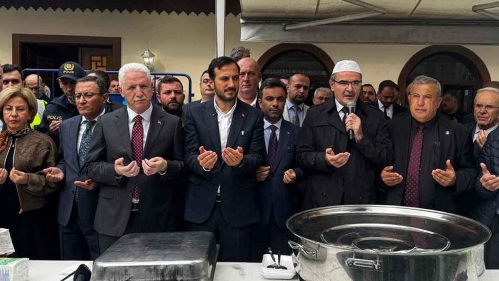 Geleneksel Türbe Dede ikram programı gerçekleşti
