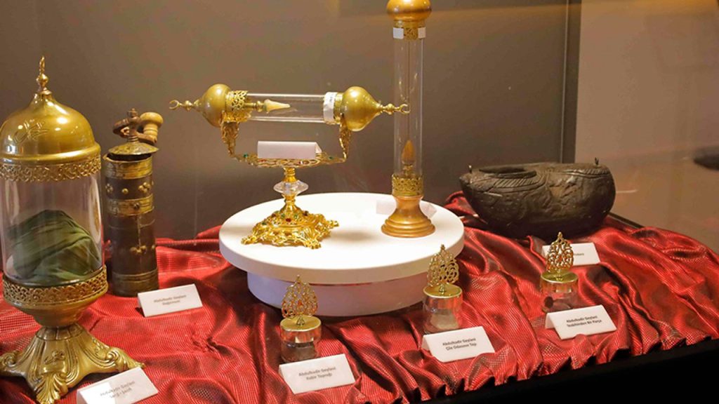 Denizli’de “Mukaddes Emanetler Sergisi” açıldı