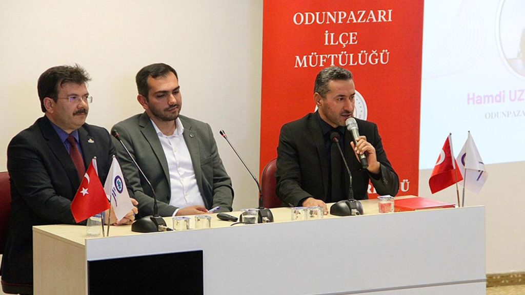 Eskişehir’de “Din Hizmetlerinde Gelecek Sensin” paneli düzenlendi