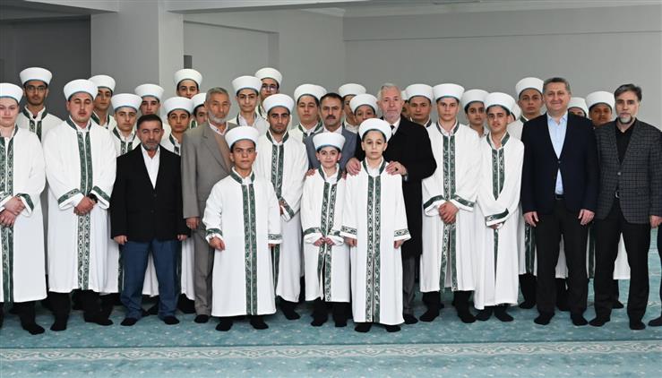 Kocaeli’de 43 Hafız İçin İcazet Sevinci